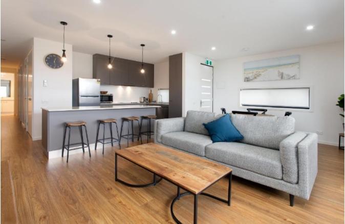Captains Cove 1St Floor Spa Luxury Apartments - Free Netflix Paynesville Esterno foto