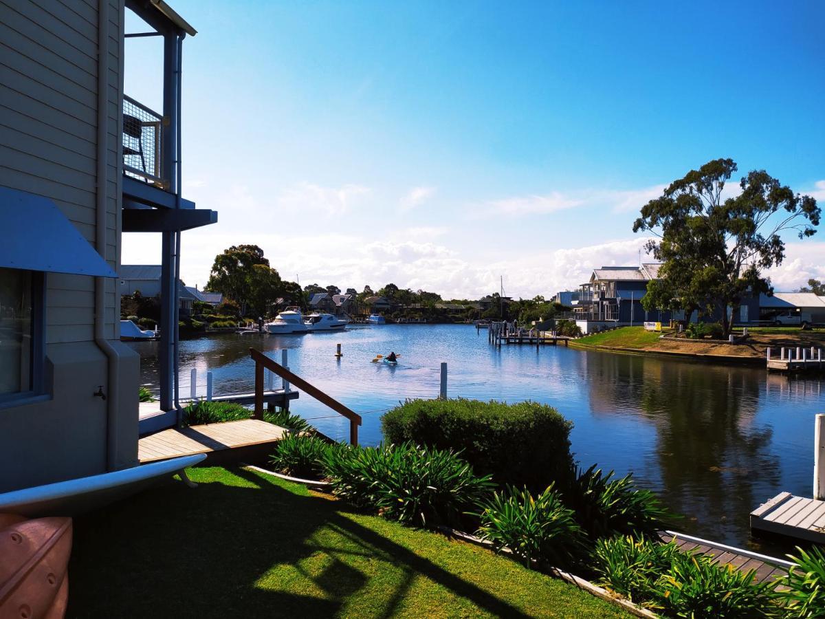 Captains Cove 1St Floor Spa Luxury Apartments - Free Netflix Paynesville Esterno foto