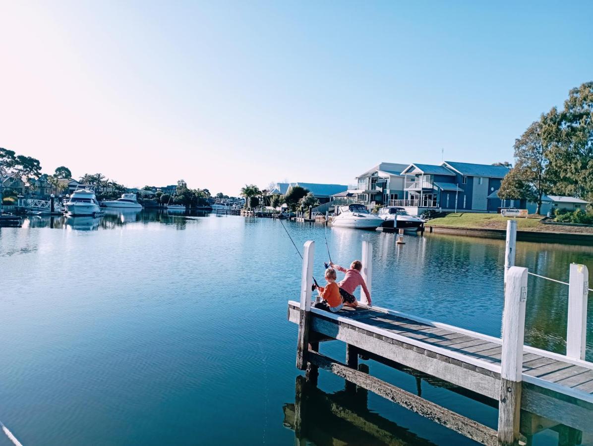 Captains Cove 1St Floor Spa Luxury Apartments - Free Netflix Paynesville Esterno foto